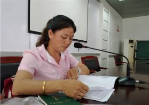 景洪市残联举办全市残疾人基层组织专职委员暨2017年全国残疾人基本服务状况和需求信息数据动态更新及精准康复服务等业务培训